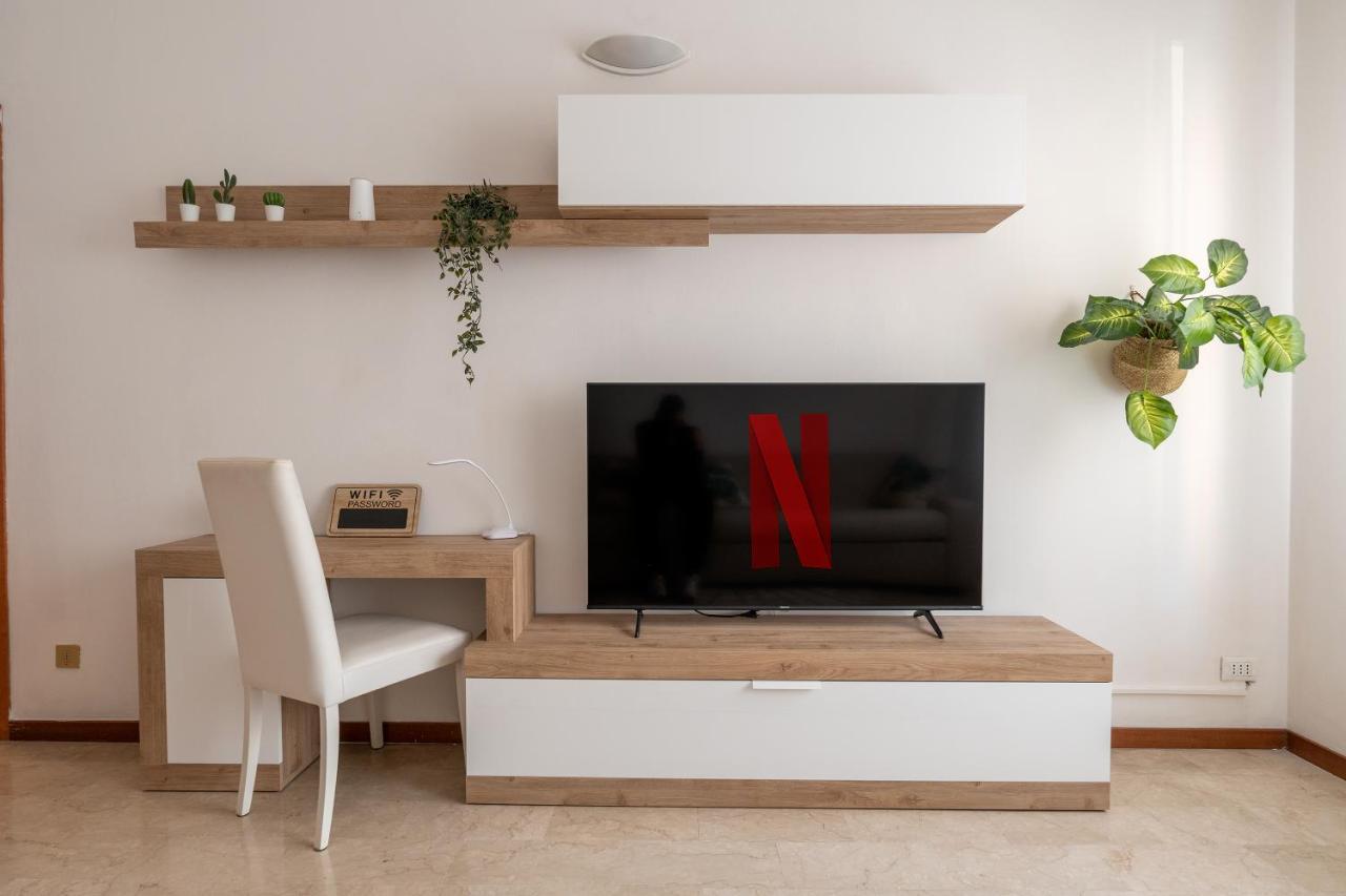 San Siro Big House Wifi Netflix Free Parking Apartment Milan Exterior photo